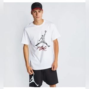 Jordan Esssential Jumpman T-Shirt  Color White Size XXL